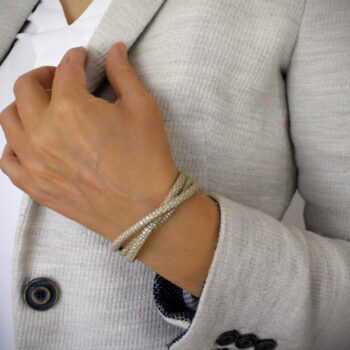 Liskokuviollinen nahkarannekoru